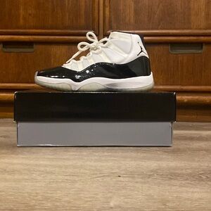 Jordan 11 retro “concord”